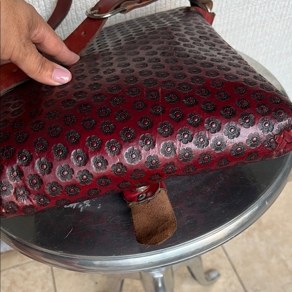 Artisan Burgundy Crossbody Bag - Picture 5 of 7